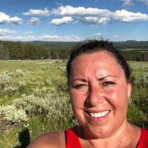 Meet your Posher, Jenni